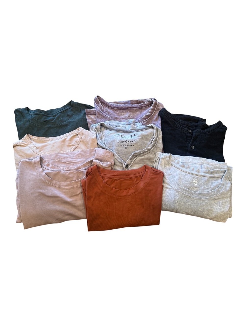Bundle of 8 Men's Short Sleeve T-Shirts Vuori, Lucky Brand, Cariloha, Banana Rep